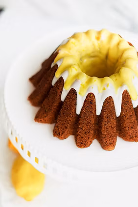 veganlemondrizzlecake